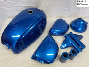 Honda CB450 K1 in PB3C-F flake saphire blue RH-Lacke Lackiererei Motorradlackierung 