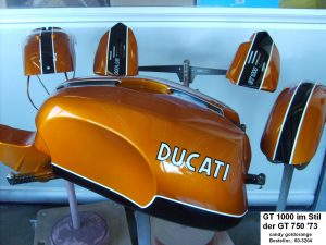 Ducati GT1000 in candy goldorange GT750 '73 RH-Lacke Lackiererei Motorradlackierung 