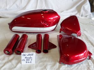 Honda CB100K in R-4C candy ruby red RH-Lacke Lackiererei Motorradlackierung 06-2868