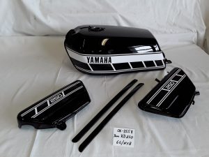 Yamaha RD250 in new yamaha black 6G/NYB RH-Lacke Lackiererei Motorradlackierung 06-3558