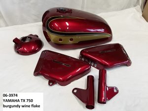 Yamaha TX750 in burgundy wine flake RH-Lacke Lackiererei Motorradlackierung