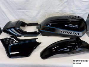 Honda CB900F Bold'or in NH-1 black RH-Lacke Lackiererei Motorradlackierung