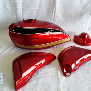KAWASAKI Z400 Bj. 75 2V candy super red RH-Lacke Lackiererei Motorradlackierung