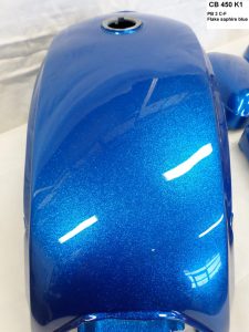 Honda CB450 K1 in PB3C-F flake saphire blue RH-Lacke Lackiererei Motorradlackierung